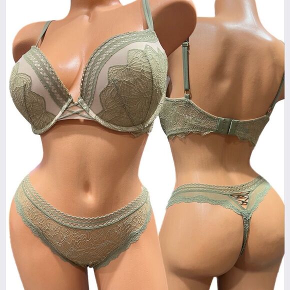 Victorias Secret set Very Sexy Push Up Padded lace mesh bra & Sexy Sheer thong - Picture 2 of 3